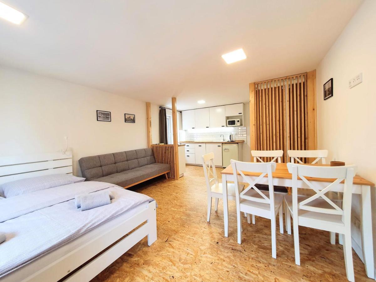 Apartmany U Muzea Horni Blatna Ngoại thất bức ảnh