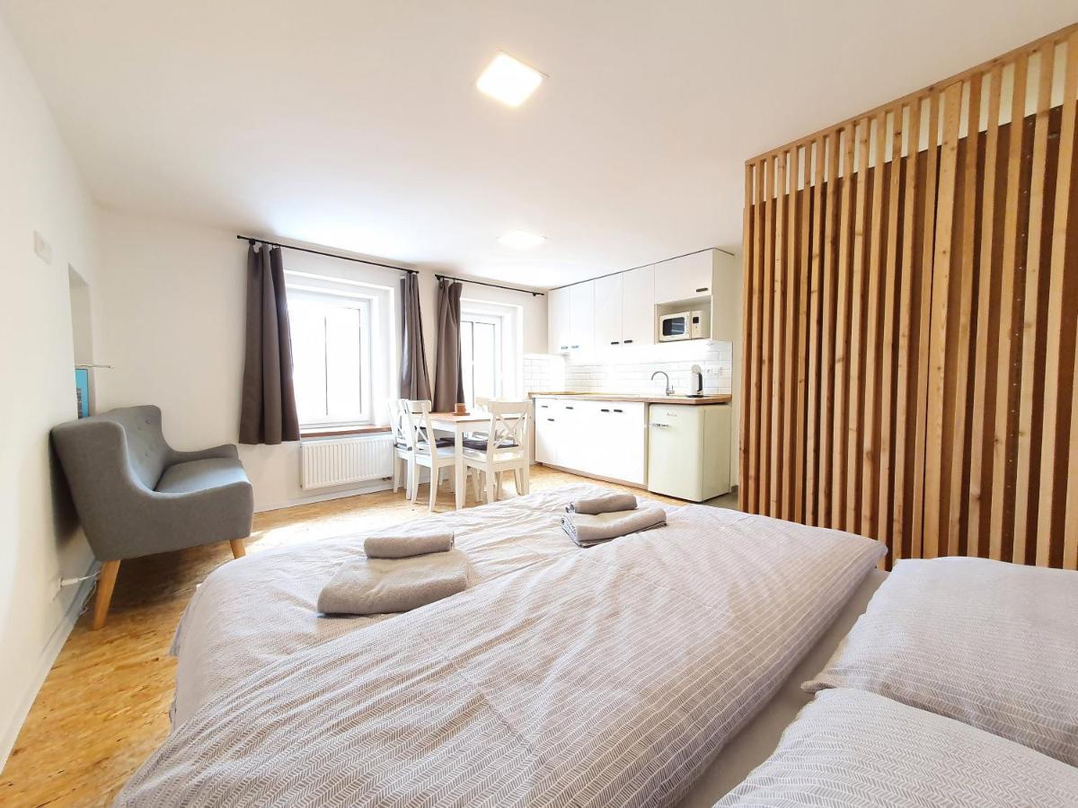 Apartmany U Muzea Horni Blatna Ngoại thất bức ảnh